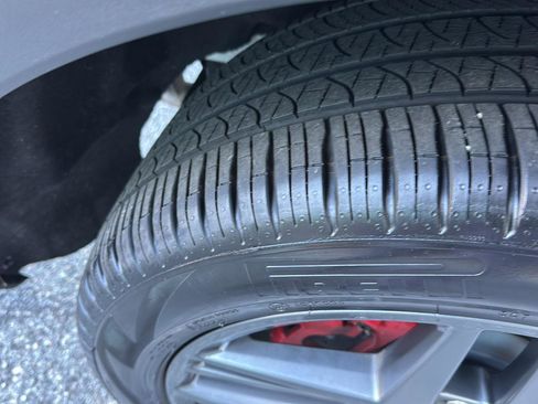 Certified 2025 Ford Explorer ST w/ Sun And Sound Package image 31