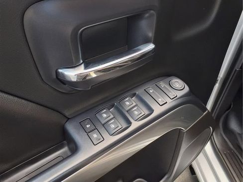Used 2017 Chevrolet Silverado 1500 LT w/ All Star Edition AWD/4WD image 18