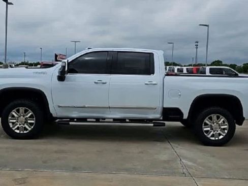 New 2026 Chevrolet Silverado 2500 High Country AWD/4WD image 5