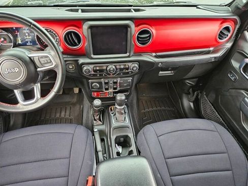 Used 2022 Jeep Gladiator Rubicon image 10