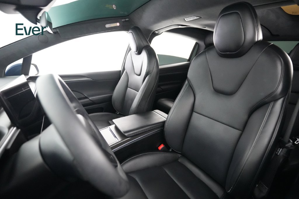 Used 2023 Tesla Model X Plaid AWD/4WD image 4