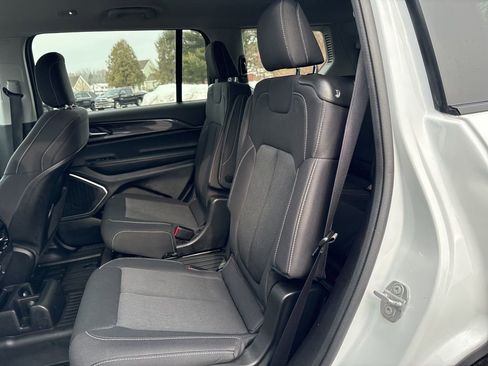 Used 2022 Jeep Grand Cherokee L Laredo w/ Luxury Tech Group I image 21