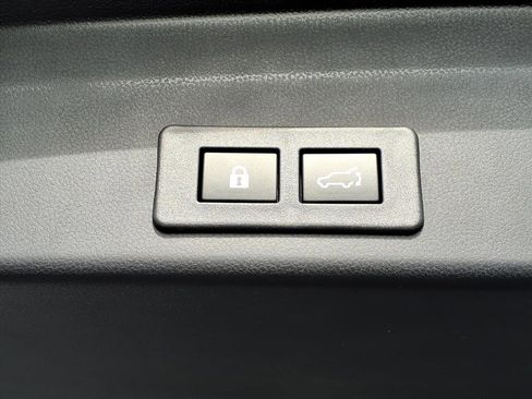 New 2026 Subaru Ascent Touring image 28