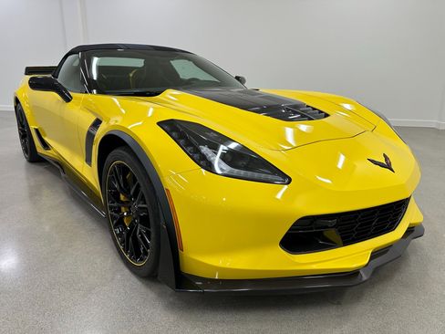Used 2016 Chevrolet Corvette Z06 w/ C7.r Special Edition image 6