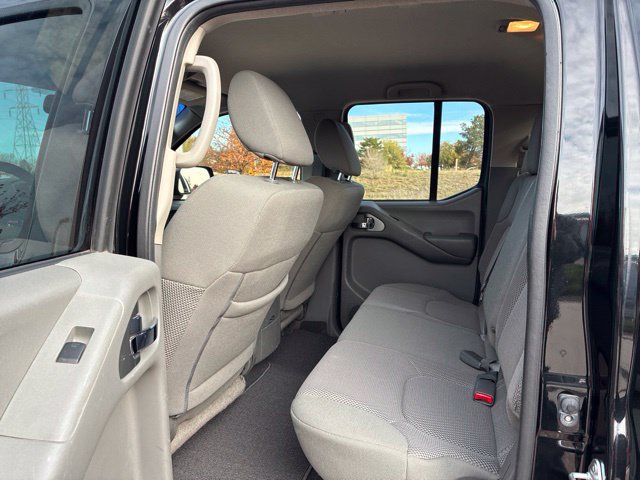 Used 2021 Nissan Frontier SV w/ Midnight Edition Floor Mats AWD/4WD image 20