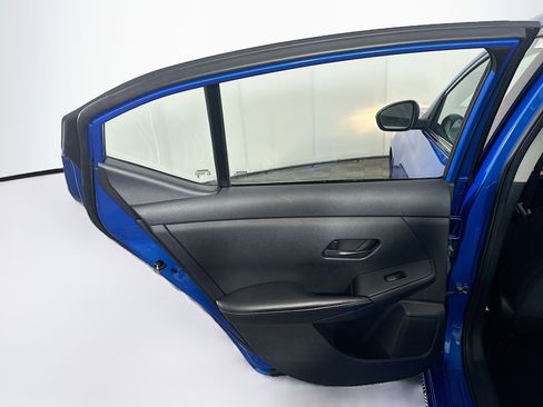 Used 2024 Nissan Sentra SV FWD image 25