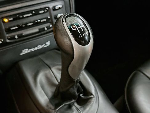 Used 2001 Porsche Boxster S RWD image 16