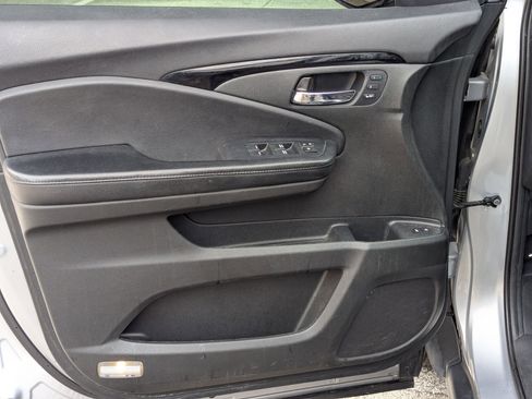 Used 2019 Honda Passport Touring image 11