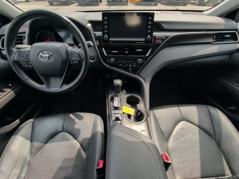 Used 2022 Toyota Camry XSE FWD image 26