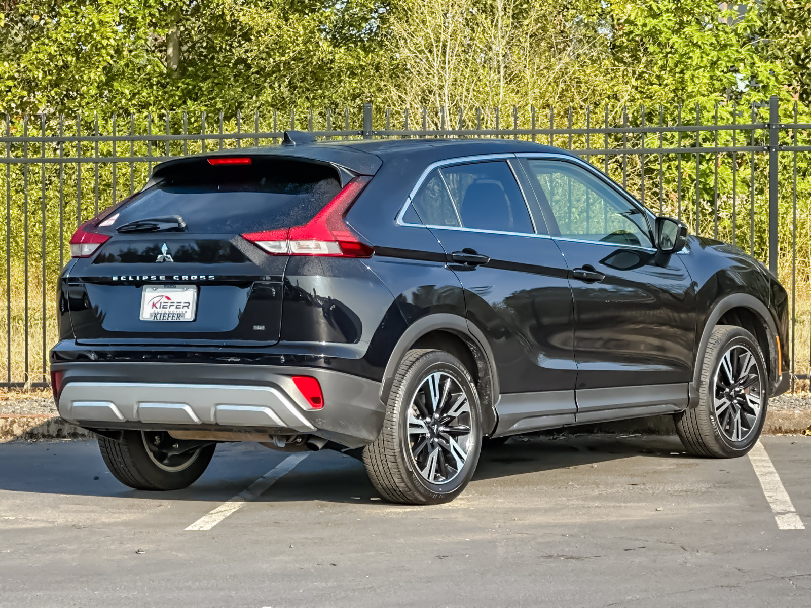 Used 2025 Mitsubishi Eclipse Cross SE AWD/4WD image 3
