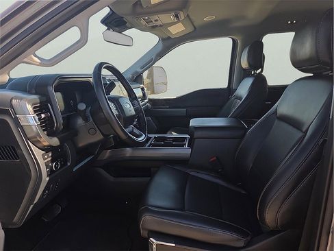 Used 2024 Ford F250 Lariat w/ Lariat Ultimate Package image 11