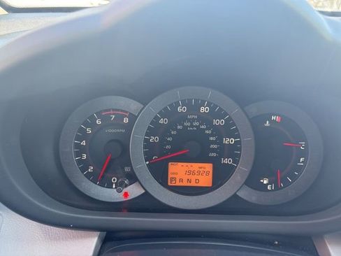 Used 2009 Toyota RAV4 Limited image 11