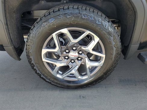 New 2026 GMC Sierra 1500 SLT w/ SLT Premium Plus Package image 5