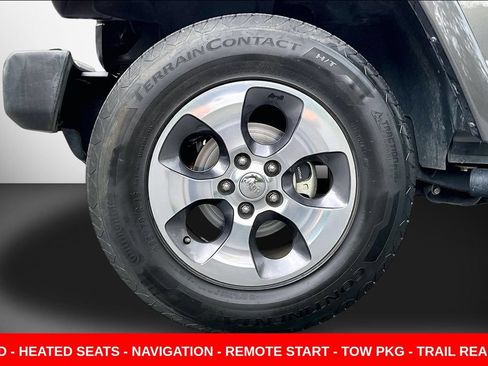 Used 2016 Jeep Wrangler Unlimited Sahara w/ Dual Top Group AWD/4WD image 30