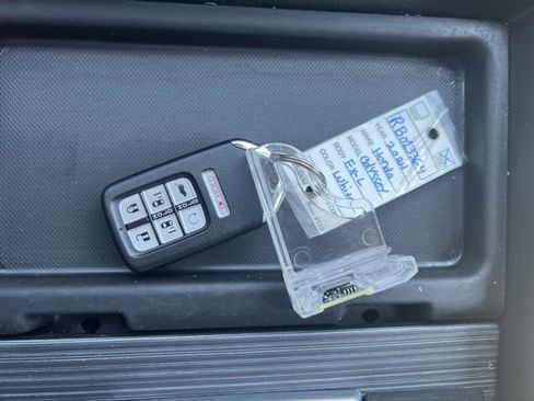 Used 2024 Honda Odyssey EX-L image 18