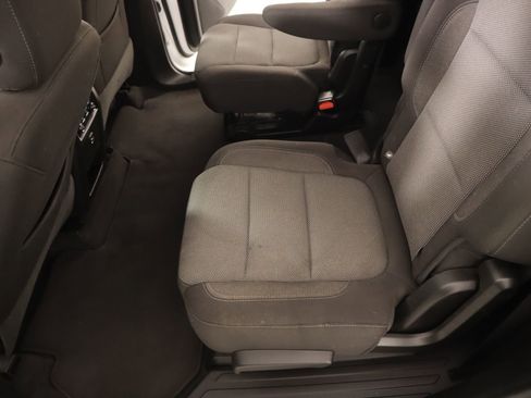 Used 2023 Chevrolet Traverse LT image 11