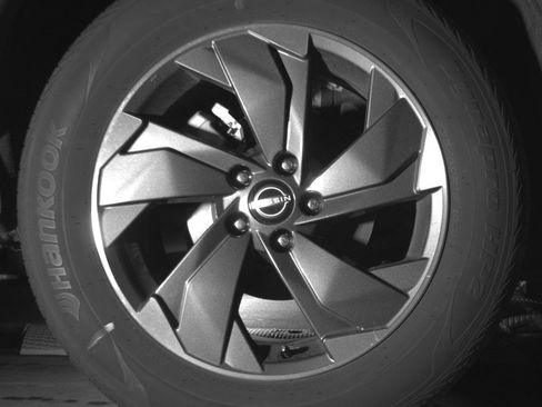 Used 2025 Nissan Rogue SV AWD/4WD image 15