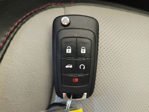Used 2017 Chevrolet Equinox Premier w/ Enhanced Convenience Package AWD/4WD image 32