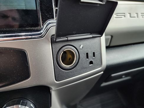 Used 2022 Ford F250 Lariat w/ Tremor Off-Road Package image 63