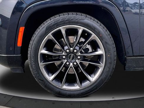 Certified 2024 Jeep Grand Wagoneer L Series II w/ Quick Order Packagew 28T image 36