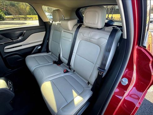 New 2026 Lincoln Corsair Premiere image 10