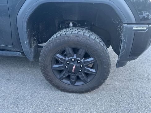 Used 2024 GMC Sierra 2500 AT4 w/ AT4 Premium Plus Package image 12