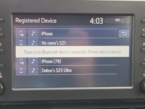 Used 2019 Toyota RAV4 XLE Premium FWD image 5