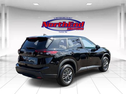 Used 2024 Nissan Rogue S FWD image 7