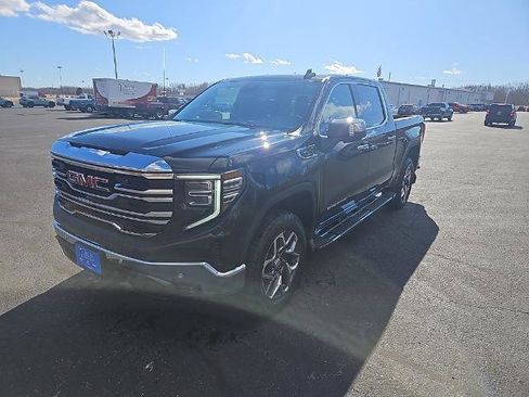 New 2026 GMC Sierra 1500 SLT w/ SLT Premium Plus Package image 2