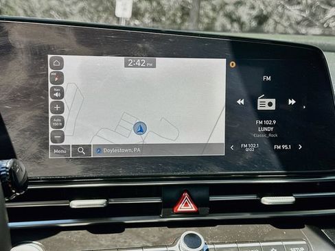 Certified 2023 Hyundai Elantra SEL w/ Convenience Package FWD image 17