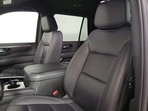 Used 2025 Chevrolet Tahoe Z71 image 23