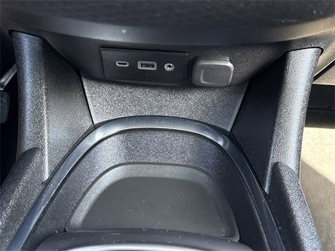 Used 2024 Chevrolet Malibu LT image 19