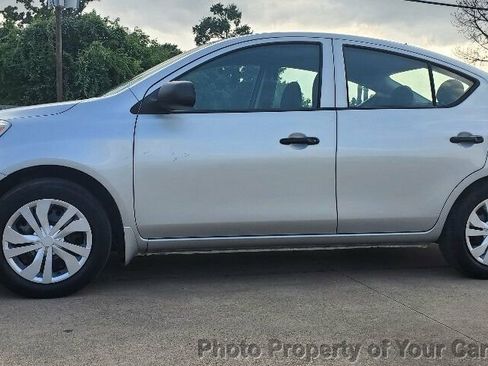 Used 2014 Nissan Versa S Plus image 21