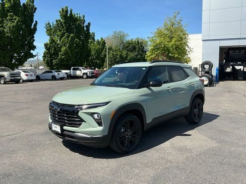 New 2026 Chevrolet TrailBlazer LT w/ Midnight Edition AWD/4WD image 8