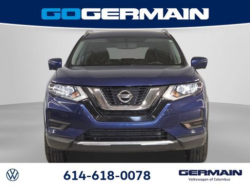 Used 2017 Nissan Rogue SV w/ SV Premium Package AWD/4WD image 4