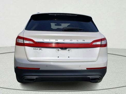 Used 2018 Lincoln MKX Reserve w/ Driver Assistance Package image 5