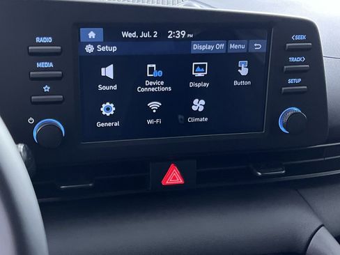 Used 2025 Hyundai Elantra Sport image 26