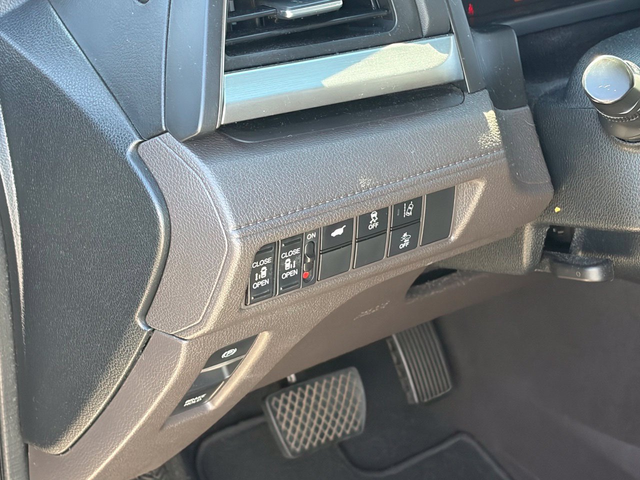 Used 2018 Honda Odyssey EX-L image 8
