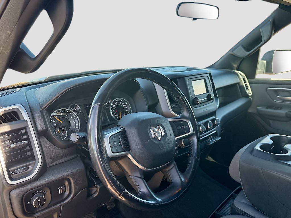 Used 2022 RAM 1500 Big Horn AWD/4WD image 9