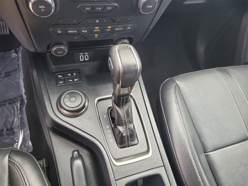 Used 2021 Ford Ranger Lariat w/ Equipment Group 501A High image 26