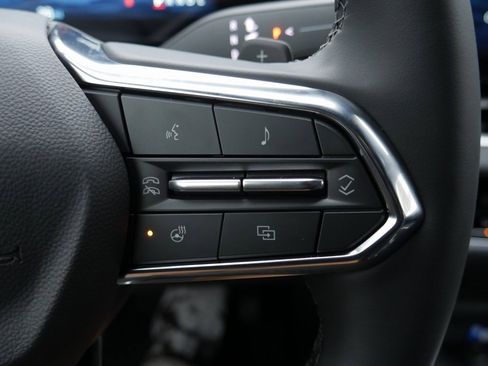 New 2026 Chevrolet Equinox LT image 13