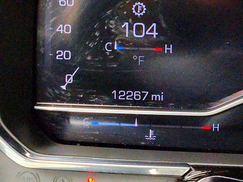 Used 2025 GMC Sierra 1500 SLE AWD/4WD image 15