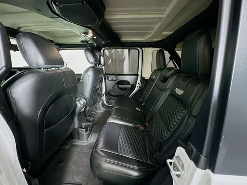 Used 2022 Jeep Wrangler Sport S image 28