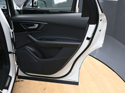 Used 2023 Audi Q7 2.0T Premium image 45