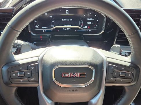 Used 2024 GMC Sierra 1500 Elevation w/ LPO, Elevation Black Package AWD/4WD image 20