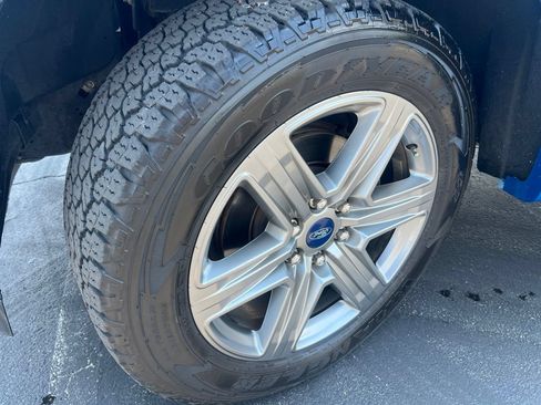 Used 2019 Ford F150 XLT w/ Equipment Group 302A Luxury RWD image 11