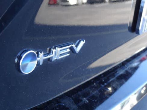 Used 2025 Toyota Camry LE FWD image 35