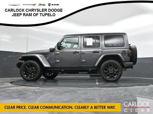 Used 2025 Jeep Wrangler Unlimited Sahara w/ Safety Group AWD/4WD image 56