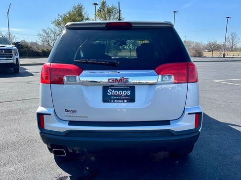 Used 2017 GMC Terrain SLE image 6