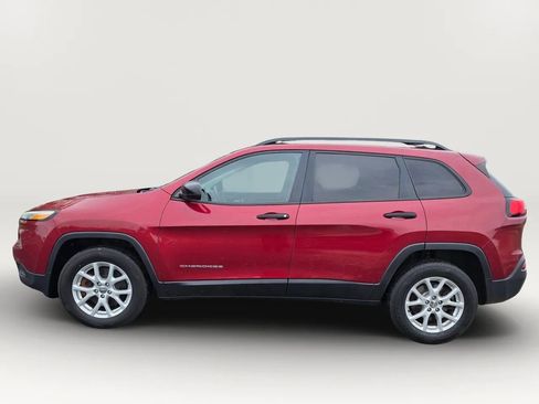 Used 2016 Jeep Cherokee Sport AWD/4WD image 3